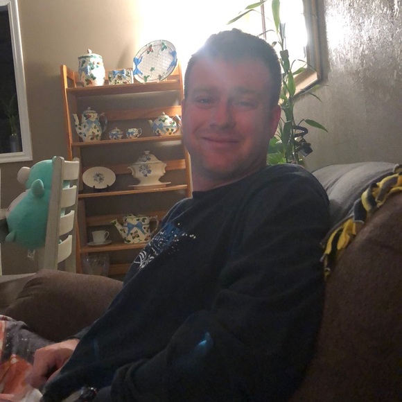 Meet your Posher, Daniel - Picture 1 of 1